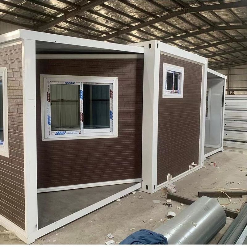 Brande 20 / 40Ft Container บ้านสำเร็จรูปแบบขยายได้ 5 ห้องนอนบ้านตู้คอนเทนเนอร์แบบพกพาบ้านตู้คอนเทนเนอร์
